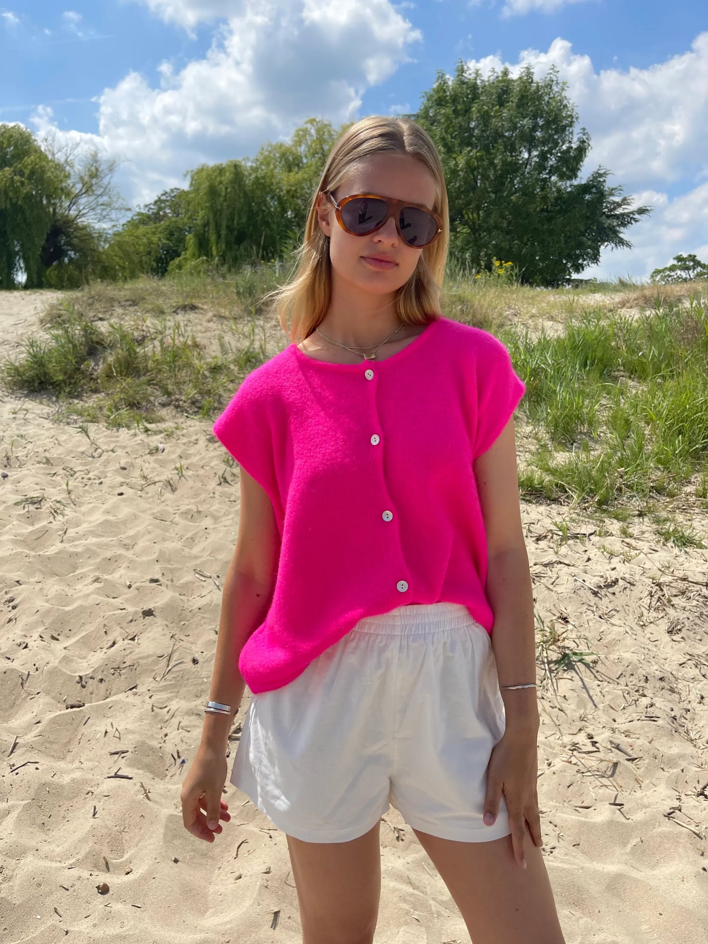 Demi Sleeveless Round Neck