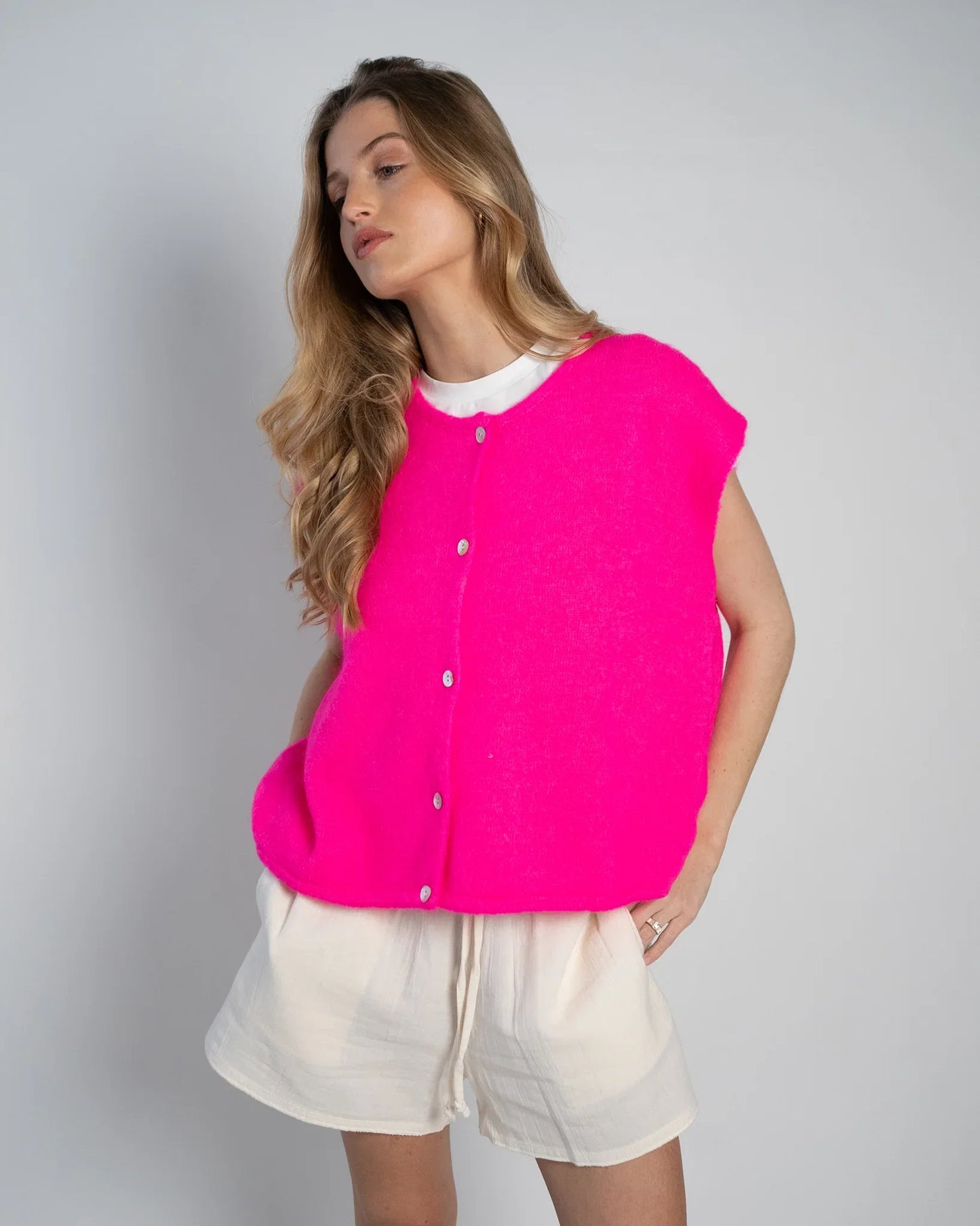 Demi Sleeveless Round Neck