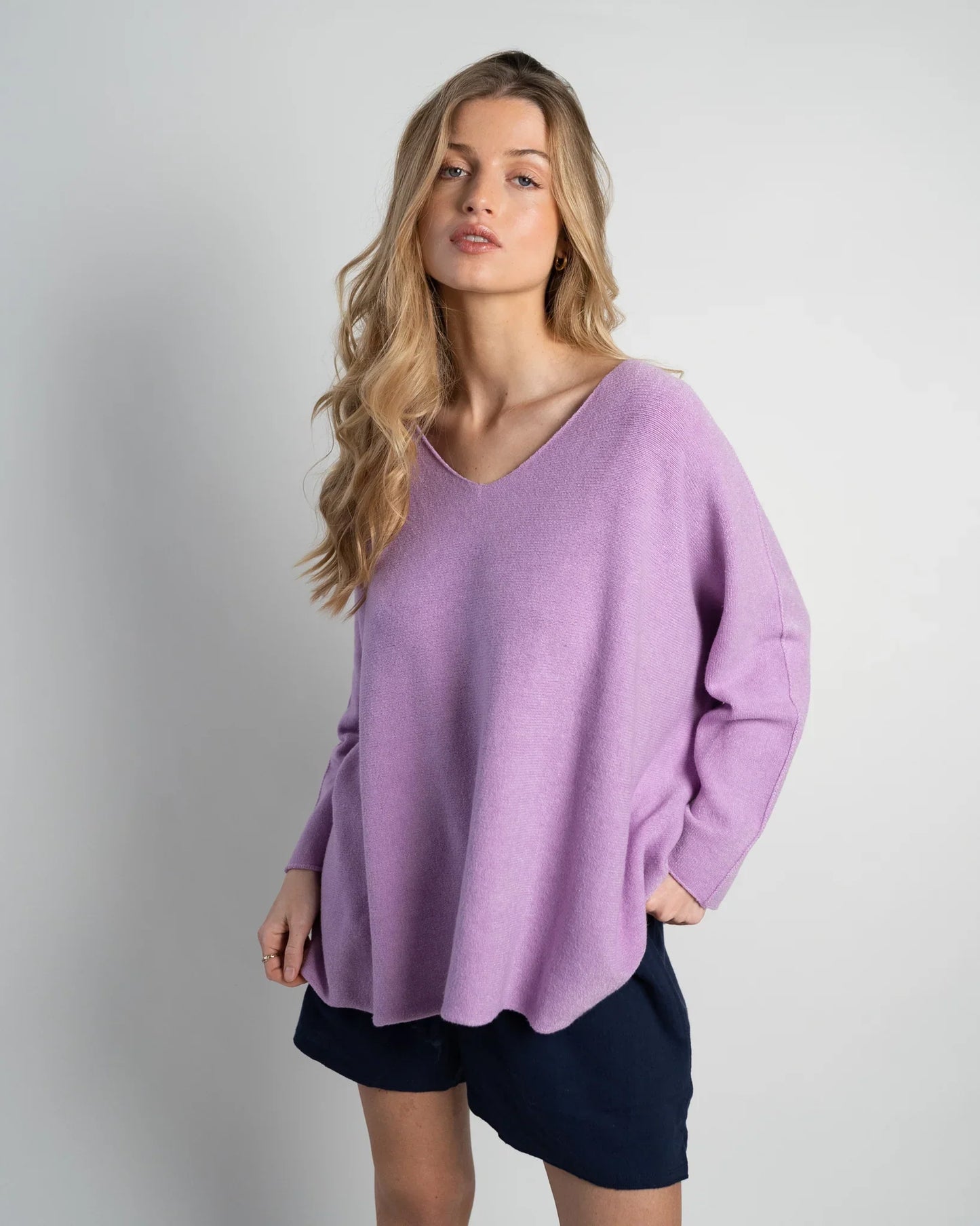 Laura Pullover V-Neck
