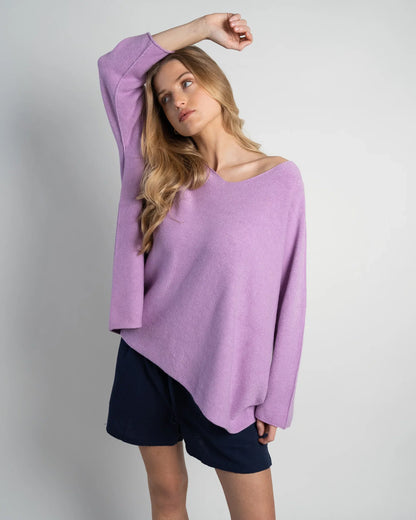 Laura Pullover V-Neck
