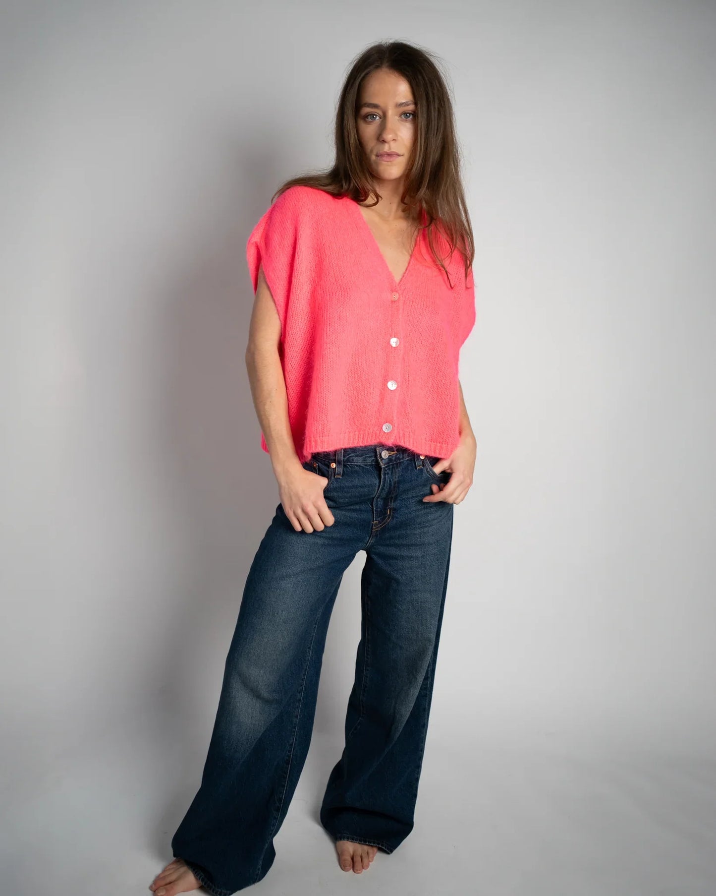 Elli Sleeveless V-Neck